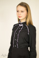 Блуза черная с контрастными оборками Артикул:5042